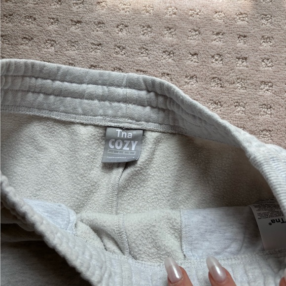 TNA Sweatfleece Shorts - Picture 4 of 5